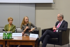 Uczestnicy panelu dyskusyjnego podczas debaty.