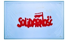 sztandar z logo Solidarność